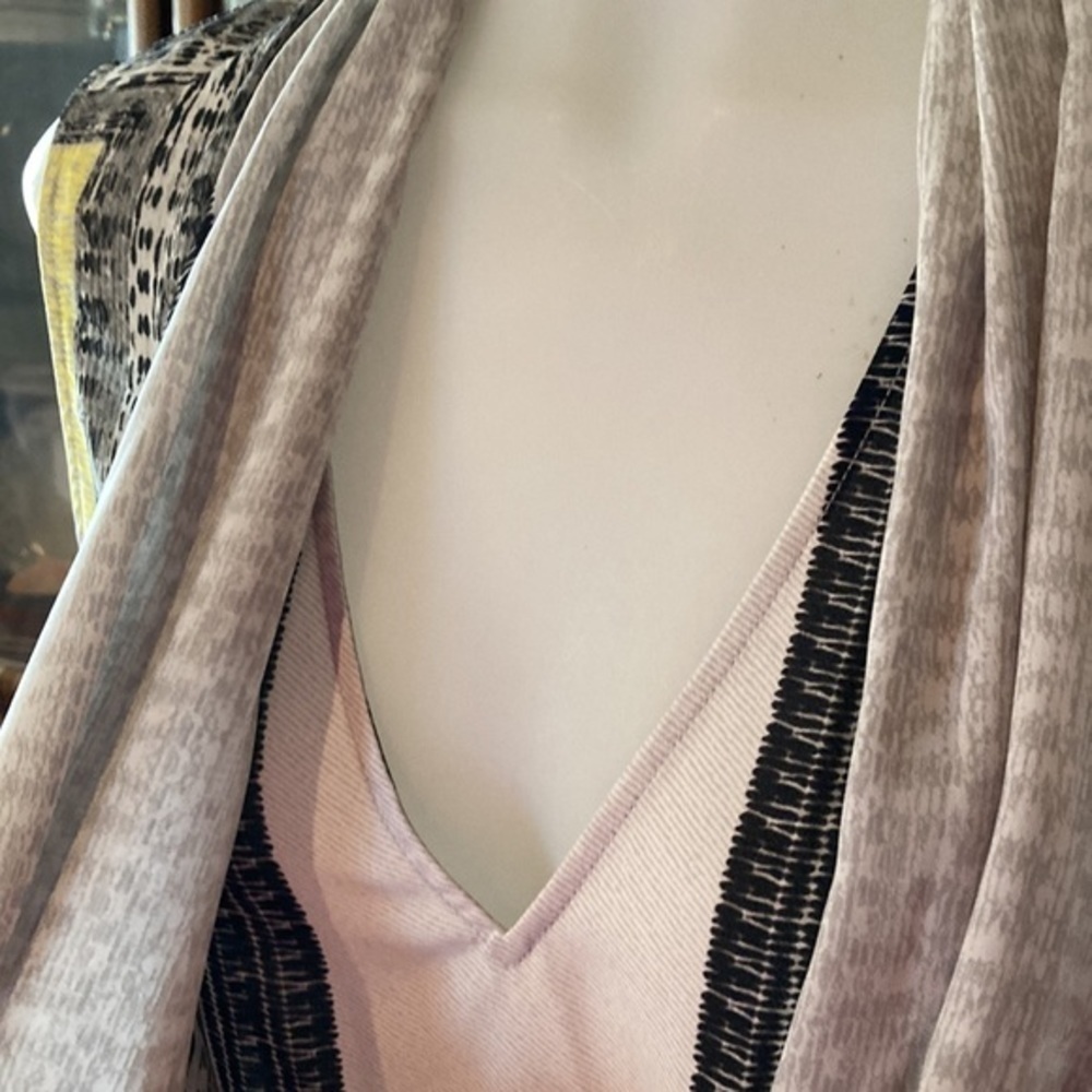 BCBGMAXAZRIA Womens Sleeveless Blouse - sz Small - Picture 8 of 14